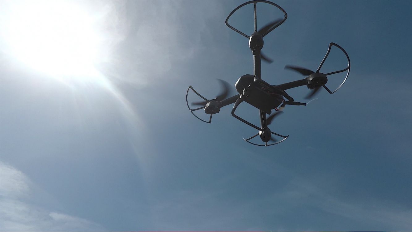 Drône IRDrone avec ou sans caméra dès 49,90€ (livraison offerte), jusqu’à  50% de réduction