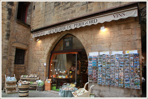 Le magasin "Le cellier du périgord"