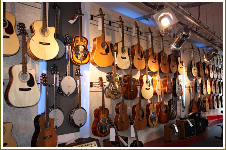 et toujours des guitares